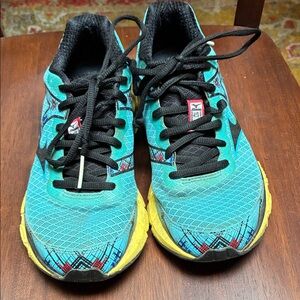 Mizuno Turquoise & Yellow Running Sneakers